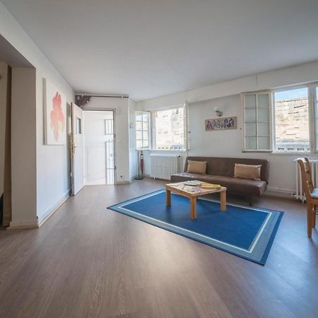 Appartement De Charme - Vue Sur Remparts - Wifi Gratuit - Parking Payant A Proximite Авіньйон Екстер'єр фото
