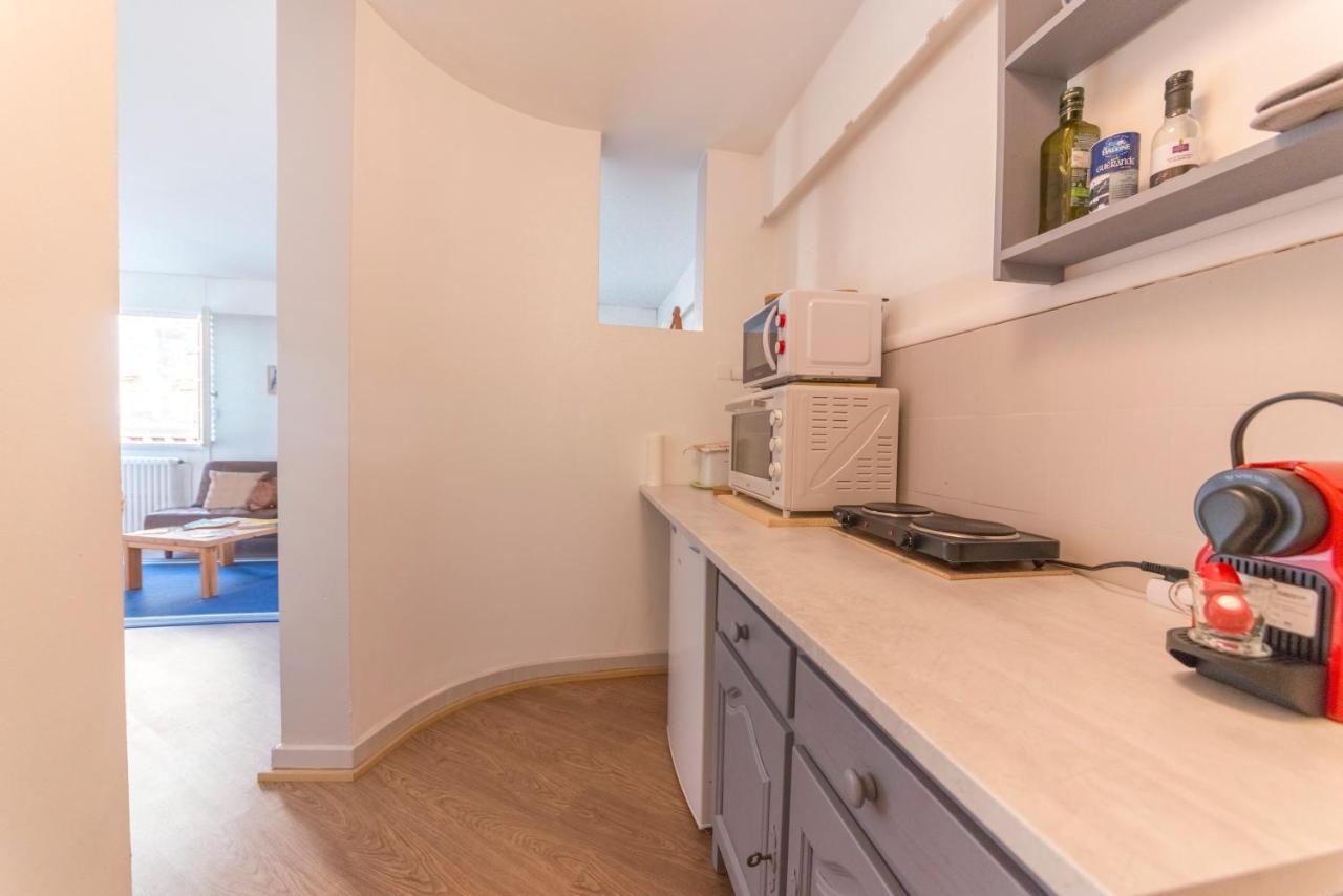 Appartement De Charme - Vue Sur Remparts - Wifi Gratuit - Parking Payant A Proximite Авіньйон Екстер'єр фото